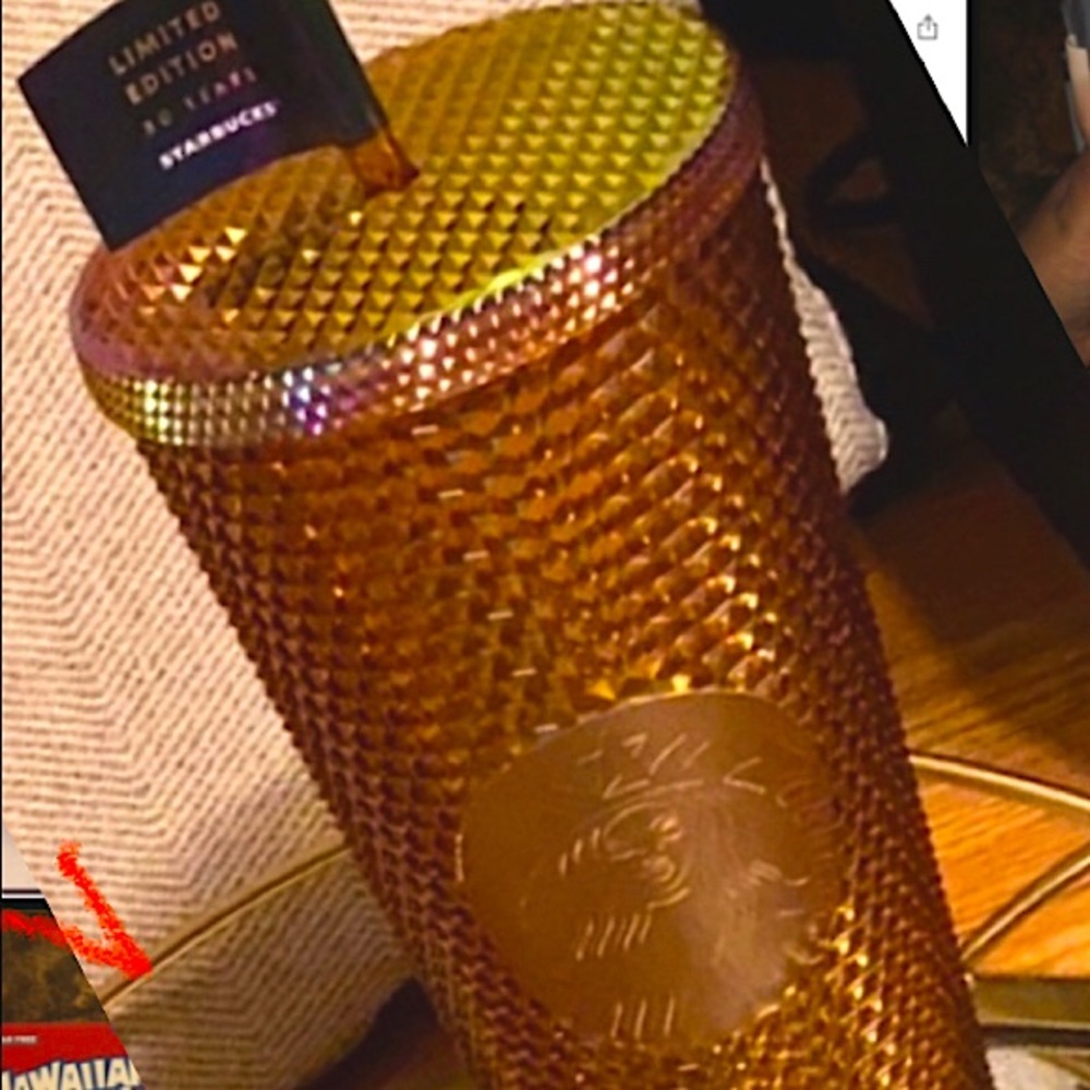 Starbucks Venti Limited Edition Honeycomb Cup 2021